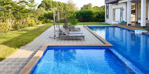 The Importance of Chlorine in Swimming Pools